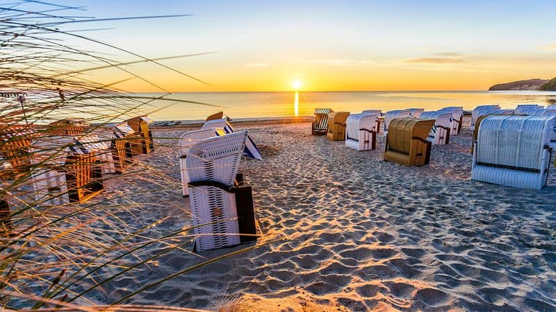 From Copenhagen to Amsterdam : The Baltic Sea, the Oder and Havel and Elbe Rivers (port-to-port cruise)