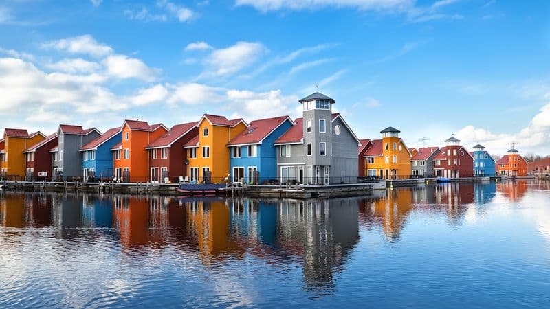 From Amsterdam to Copenhagen, explore the northern canals by cruising  the Elbe, the Havel, the Oder and the Baltic sea (port-to-port cruise)