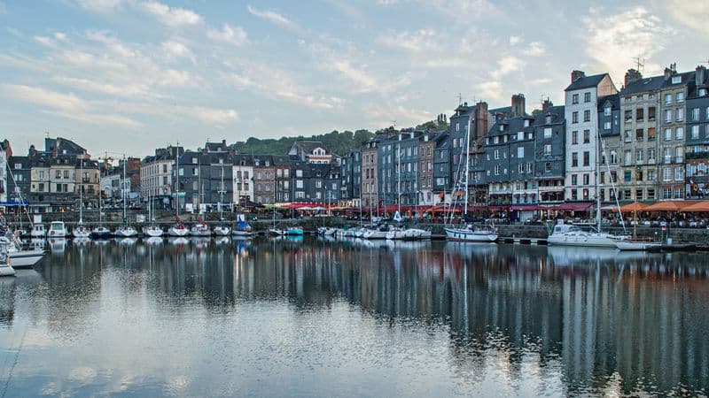 French Impressionism Along the Banks of the Seine (port-to-port cruise)