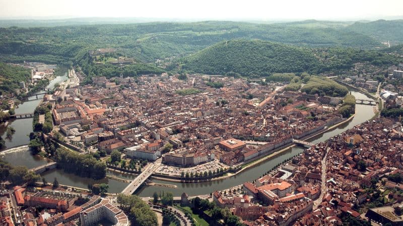 Remarkable Sites and Fine Wines on a Cruise through Burgundy and the Doubs Valley (port-to-port cruise)