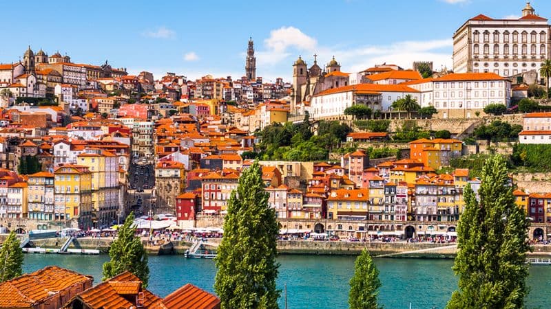 Lisbon, Porto and the Douro valley (Portugal) and Salamanca (Spain) (port-to-port cruise)