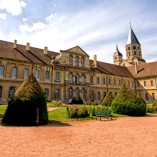 Gourmet and cultural cruise along the Saône and the Rhône, the French art of living (port-to-port cruise)