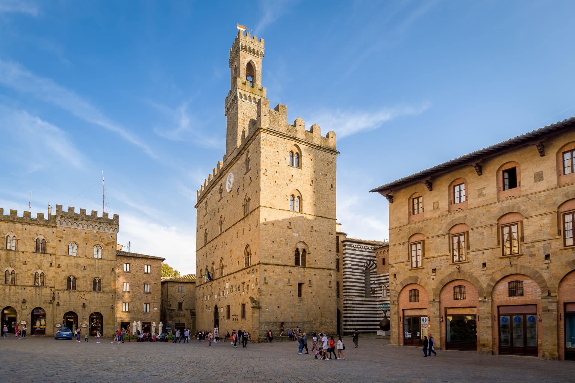 Mediterranean Arts & Splendours: Corsica, Sardinia and the scents of Italy - Exceptional stopovers from Napoleon to the Medici: Rome, Pisa, Naples, Castelsardo and Ajaccio (port-to-port package)