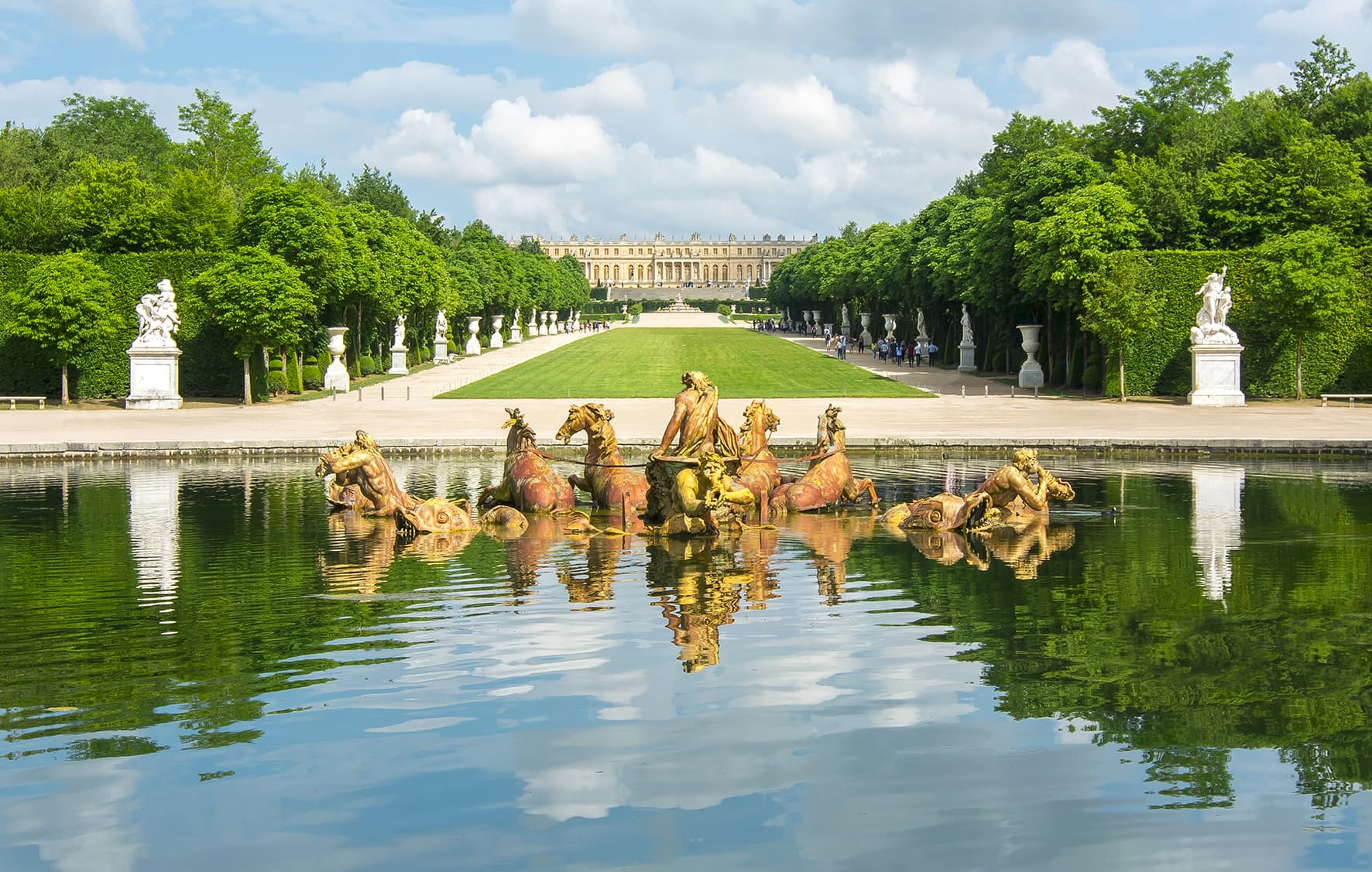 The Must-see Sights of the Seine Valley (port-to-port cruise)
