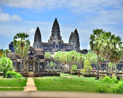 Vietnam & Mekong Majesty: 18 Days of Premium Culture, Cuisine & Cruise