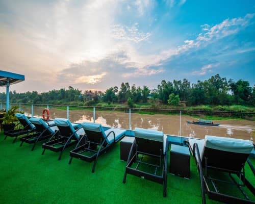 From Siem Reap to Ho Chi Minh City Mekong Delta (port-to-port cruise)